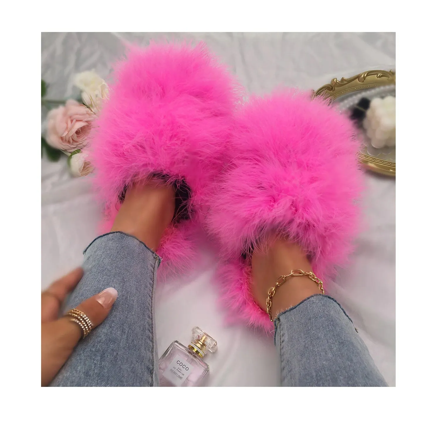 FLOOF Sass-quatch Slippers in Pink