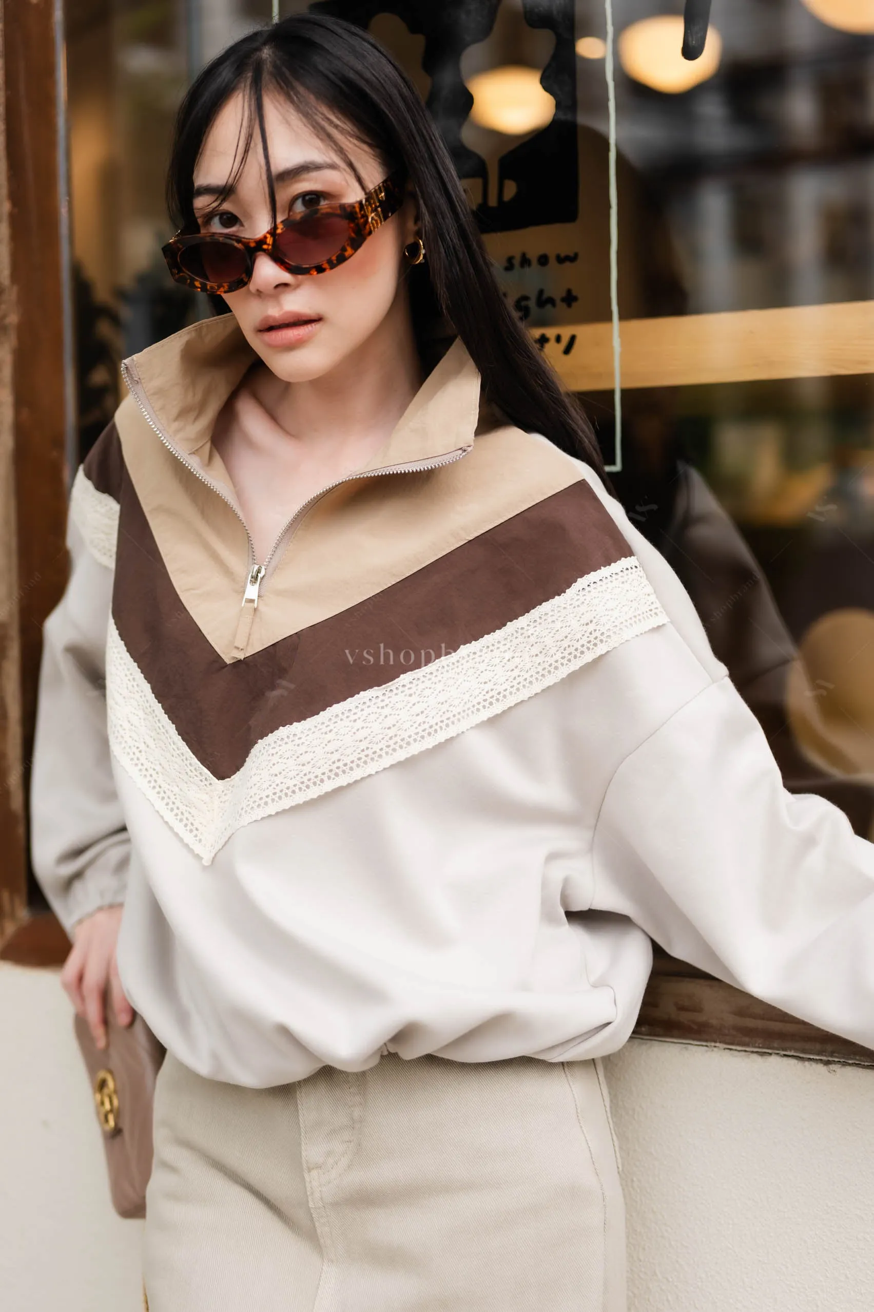 The Trianna sweatshirt beige