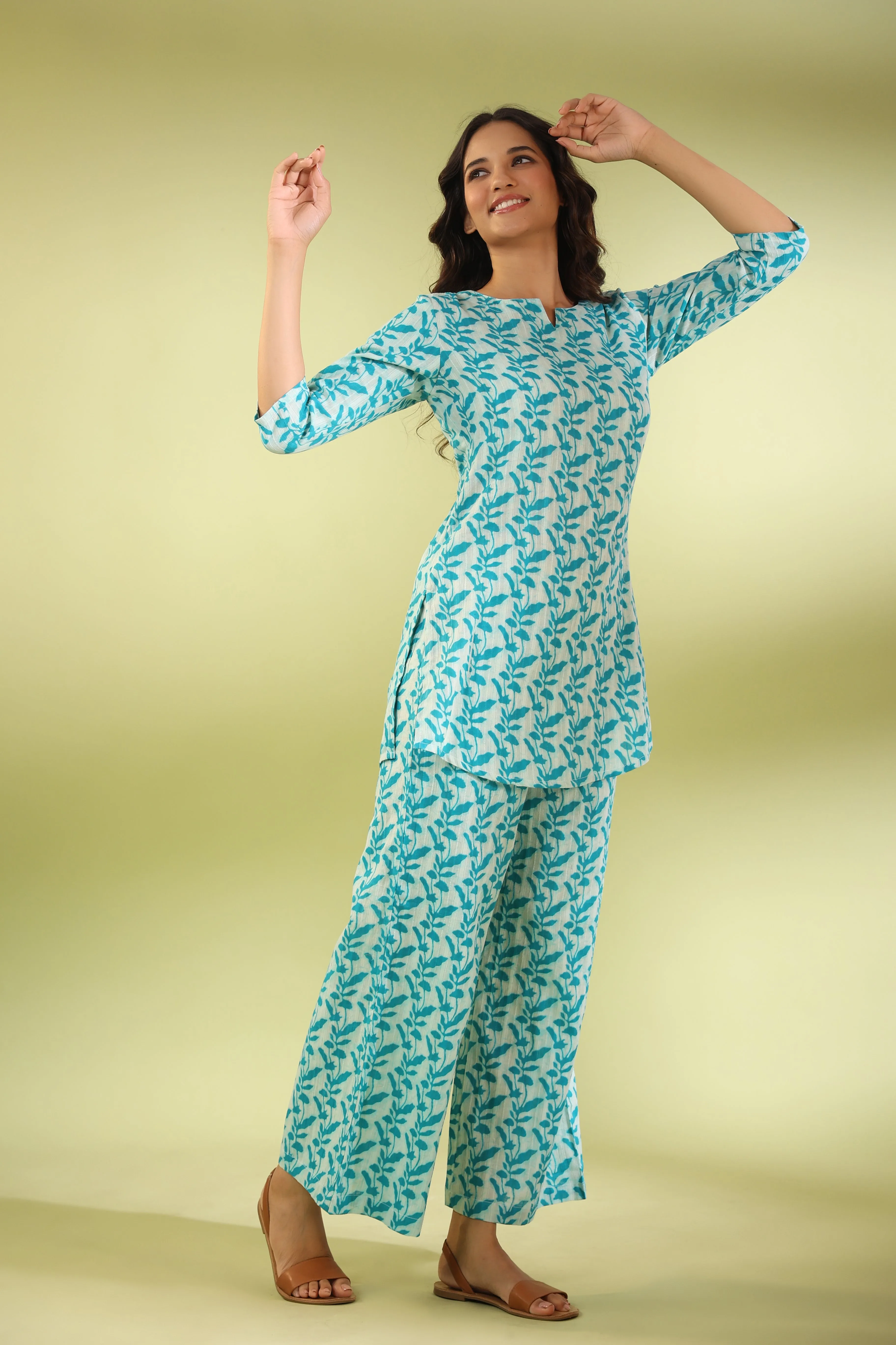 Turquoise  Vine on White Cotton Loungewear Set